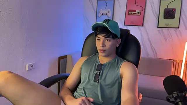 Snapshot of David_Nova chatting on November 2025 12:51:01 PM David Nova online show from November 2025 12:51:01 PM