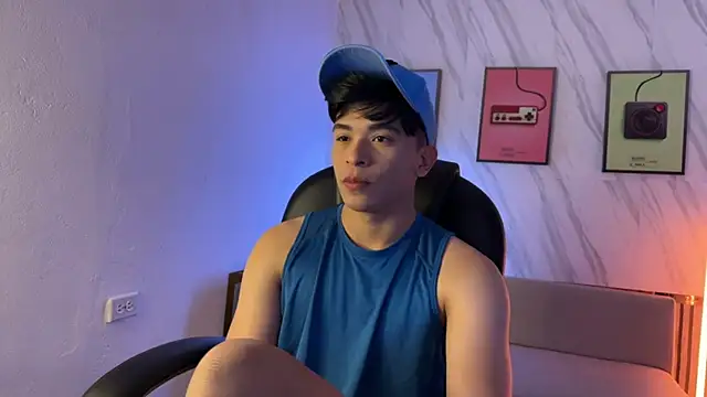 Snapshot of David_Nova chatting on December 2025 12:58:02 PM David Nova online show from December 2025 12:58:02 PM