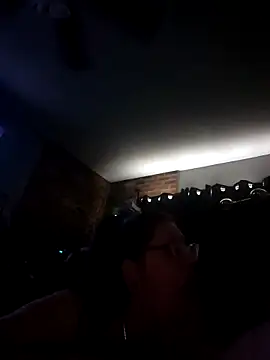 Snapshot of breakdownxX chatting on October 2025 03:30:02 PM breakdownxX online show from October 2025 03:30:02 PM