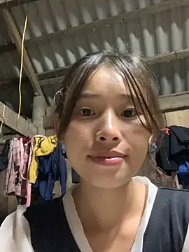 Han-han123 online show from October 2025 01:18:01 PM