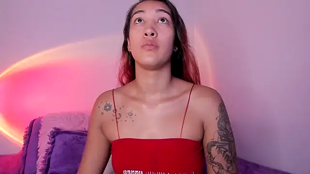 HeidyRousse online show from April 2026 02:06:01 PM