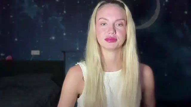 Snapshot of angelofanny chatting on October 2025 07:31:02 AM angelofanny online show from October 2025 07:31:02 AM