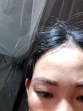 gio-thu online show from February 2026 05:38:02 PM