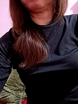 Snapshot of Jonaa99 chatting on December 2025 05:41:01 PM Jonaa99 online show from December 2025 05:41:01 PM