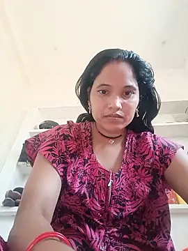 Snapshot of Cuty_tanya chatting on May 2026 03:45:02 AM Cuty tanya online show from May 2026 03:45:02 AM