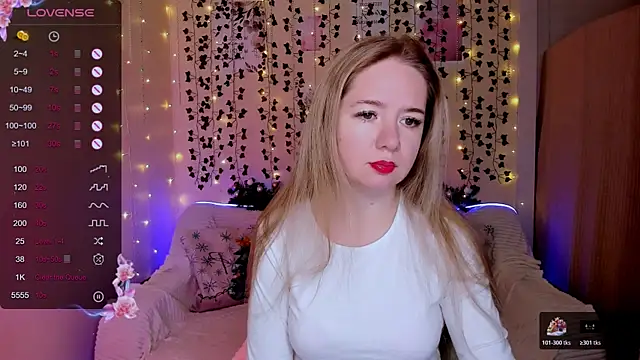 Evaa Braunn online show from December 2025 02:07:02 AM