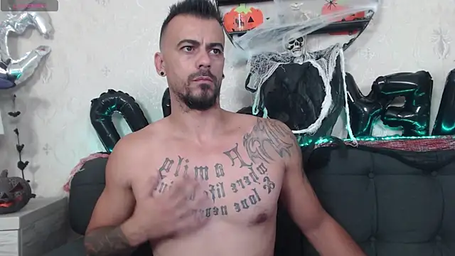 Snapshot of RyanVibe chatting on October 2025 04:22:01 PM RyanVibe online show from October 2025 04:22:01 PM