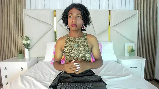 Snapshot of rebeca_brown_ chatting on October 2025 12:14:01 PM rebeca brown  online show from October 2025 12:14:01 PM