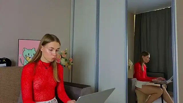 Snapshot of ElizaPurrr chatting on October 2025 11:10:02 AM ElizaPurrr online show from October 2025 11:10:02 AM