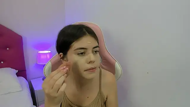 Juana miel online show from April 2026 07:44:02 PM