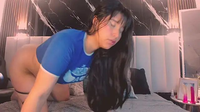 Snapshot of Lizz39 chatting on January 2026 04:53:02 PM Lizz39 online show from January 2026 04:53:02 PM