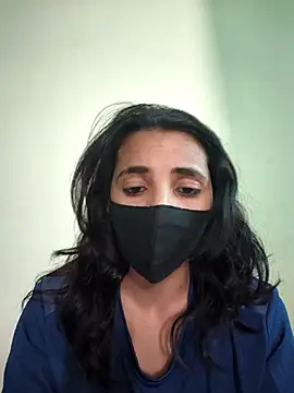 Snapshot of Royal_Shona chatting on November 2025 06:11:02 AM Royal Shona online show from November 2025 06:11:02 AM