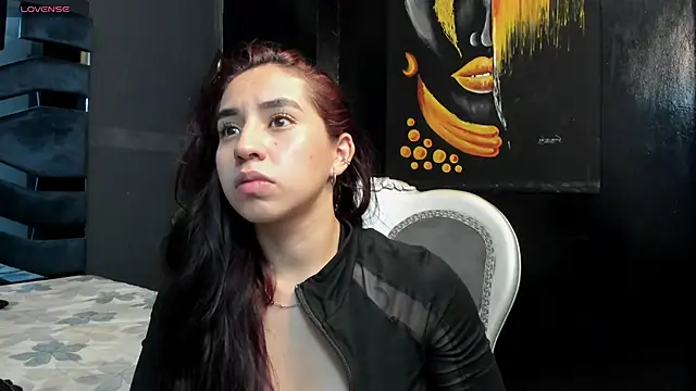Snapshot of Vittoria_Conti_ chatting on April 2026 03:55:02 PM Vittoria Conti online show from April 2026 03:55:02 PM