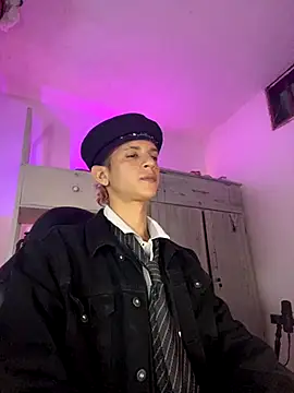 tylernova online show from December 2025 03:23:01 AM