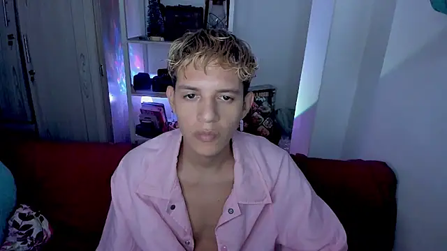 tylernova online show from January 2026 12:24:01 AM