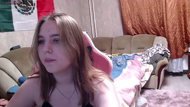 Lucille Lighter online show from October 2025 12:39:02 PM