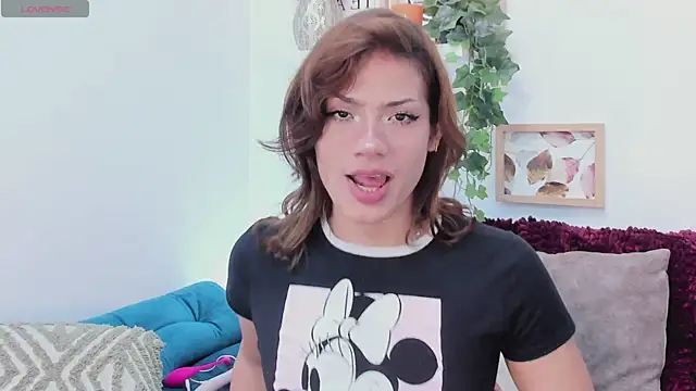 KassMonroe online show from December 2025 08:17:01 PM