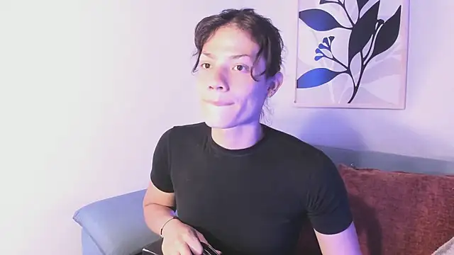 KassMonroe online show from April 2026 12:46:01 PM