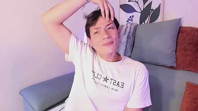 KassMonroe online show from April 2026 08:21:01 PM