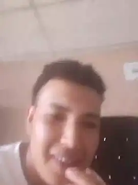 camilo44467 online show from October 2025 04:50:01 PM