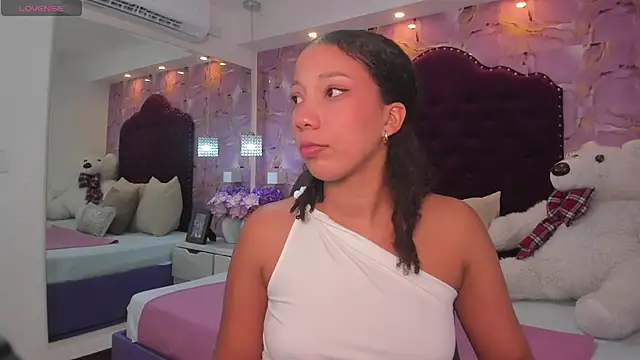 cloe 555 online show from October 2025 10:12:01 PM