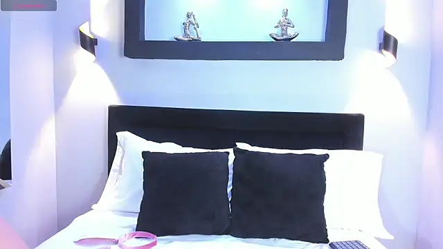 Megara20 online show from October 2025 10:55:01 PM