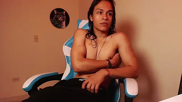 Snapshot of tom_1945 chatting on October 2025 09:22:01 PM tom 1945 online show from October 2025 09:22:01 PM