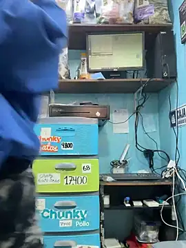 Snapshot of Lucy_699 chatting on November 2025 07:02:02 PM Lucy 699 online show from November 2025 07:02:02 PM