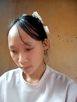 Snapshot of minachao- chatting on November 2025 03:05:01 AM minachao- online show from November 2025 03:05:01 AM