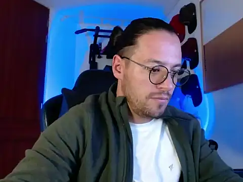 kurt xx online show from December 2025 08:45:02 AM