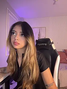 HoneyMollyX online show from February 2026 01:10:01 PM