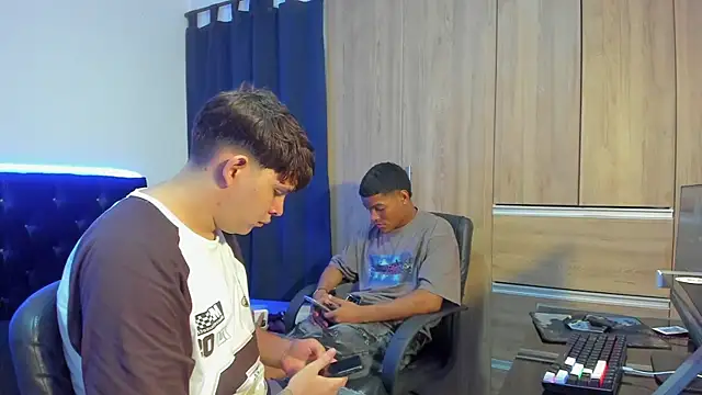 Snapshot of isaac_master77 chatting on November 2025 03:39:01 AM isaac master77 online show from November 2025 03:39:01 AM