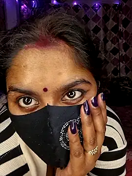 Sweet-Maddlina online show from December 2025 11:40:02 AM