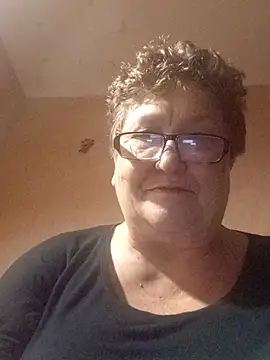 Katherine735 online show from November 2025 07:35:02 PM