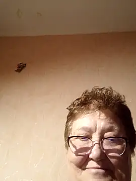 Katherine735 online show from April 2026 07:42:01 PM