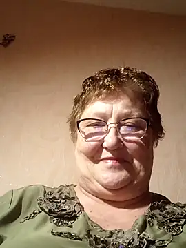 Snapshot of Katherine735 chatting on April 2026 08:15:01 PM Katherine735 online show from April 2026 08:15:01 PM