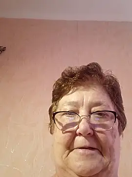 Snapshot of Katherine735 chatting on May 2026 12:12:01 PM Katherine735 online show from May 2026 12:12:01 PM