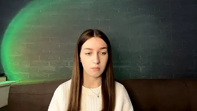 Snapshot of LingNikkel chatting on October 2025 10:06:01 AM LingNikkel online show from October 2025 10:06:01 AM