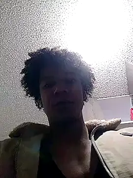 Snapshot of Migp203 chatting on November 2025 12:53:01 AM Migp203 online show from November 2025 12:53:01 AM