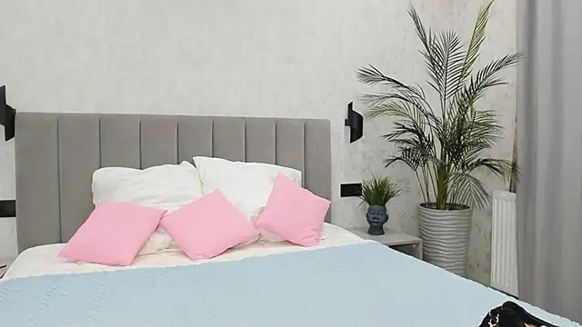 Snapshot of paradi_see chatting on January 2026 08:41:01 AM paradi see online show from January 2026 08:41:01 AM