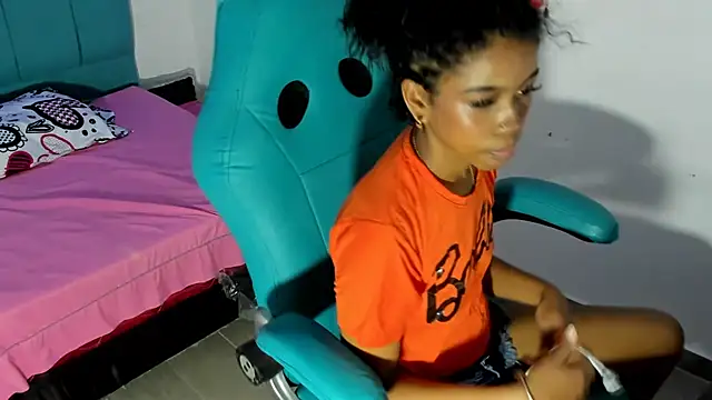 Dakota evans18 online show from November 2025 03:08:02 AM