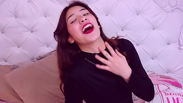 ArielLoove online show from November 2025 10:59:02 AM