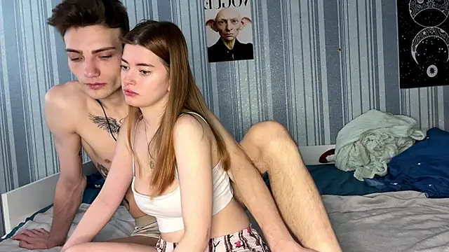 EmiliaCouple online show from March 2026 06:40:01 AM