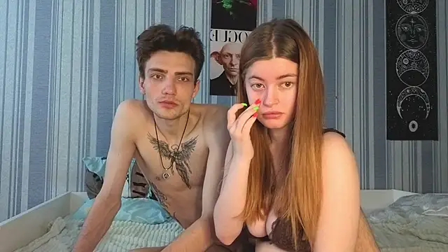 Snapshot of EmiliaCouple chatting on May 2026 11:05:02 AM EmiliaCouple online show from May 2026 11:05:02 AM