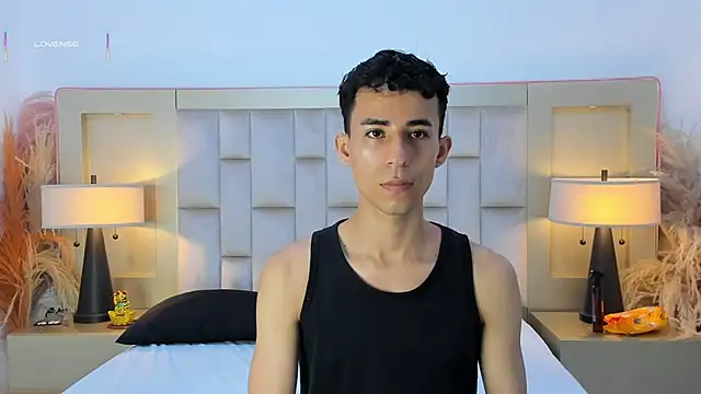 Zahir Ashar online show from April 2026 11:45:02 AM