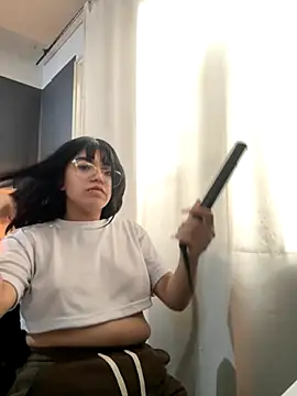 angie rousse  online show from November 2025 05:46:02 PM