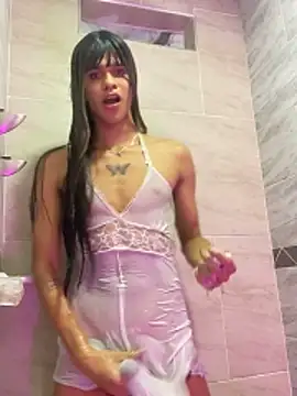 Adara Ferrara online show from March 2026 10:18:01 PM