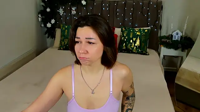 EdenSolis online show from December 2025 09:06:01 AM