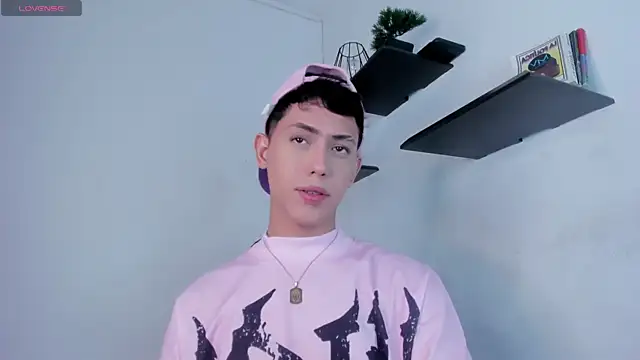 Iam criss09 online show from November 2025 01:00:02 PM