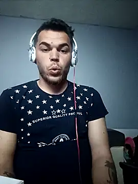 Snapshot of Alexszader36 chatting on March 2026 08:48:02 PM Alexszader36 online show from March 2026 08:48:02 PM